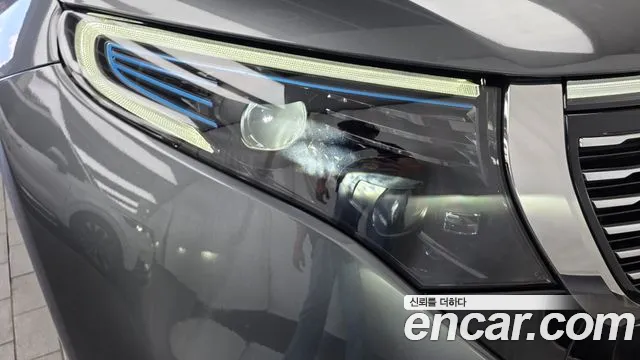 Mercedes-Benz EQC 2020 thumb 8
