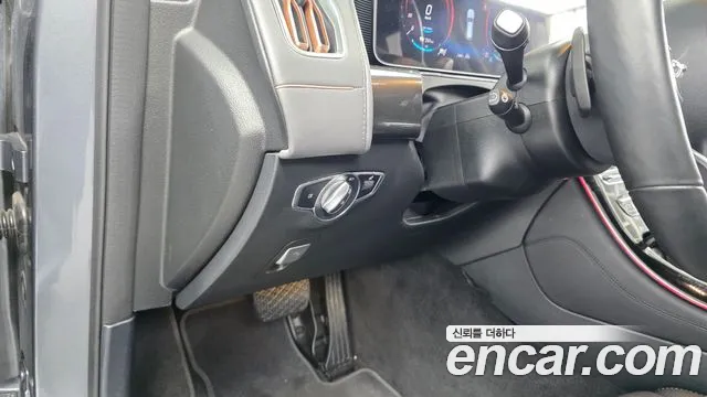 Mercedes-Benz EQC 2020 thumb 7