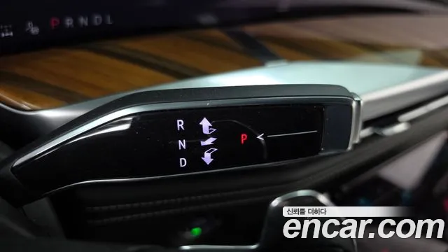 Cadillac Escalade 2025 thumb 4