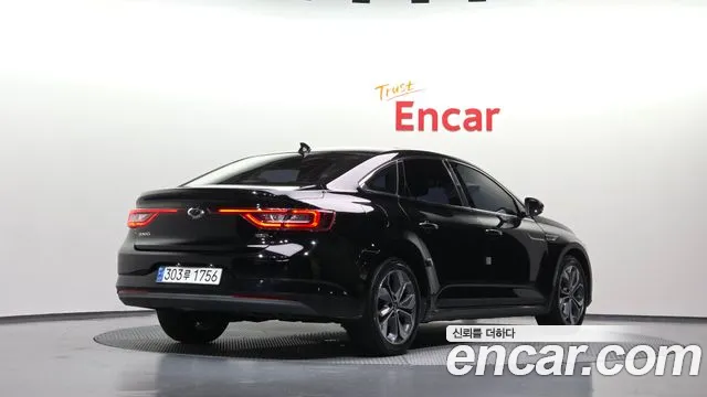 Renault Megane 2019 thumb 11