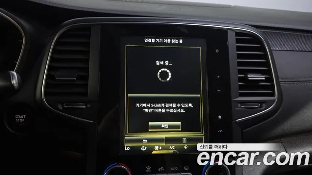 Renault Megane 2019 thumb 10