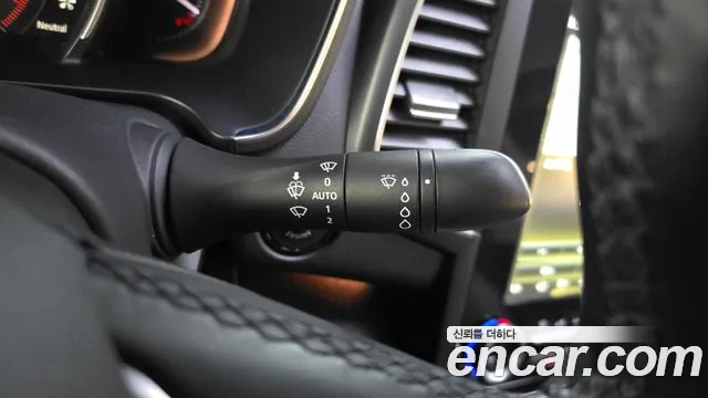 Renault Megane 2019 thumb 9