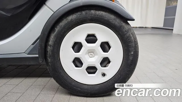 Renault Twizy 2020 thumb 2