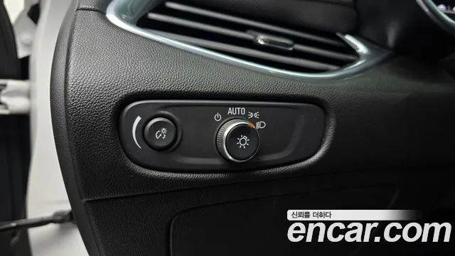 Chevrolet Malibu 2019 thumb 6