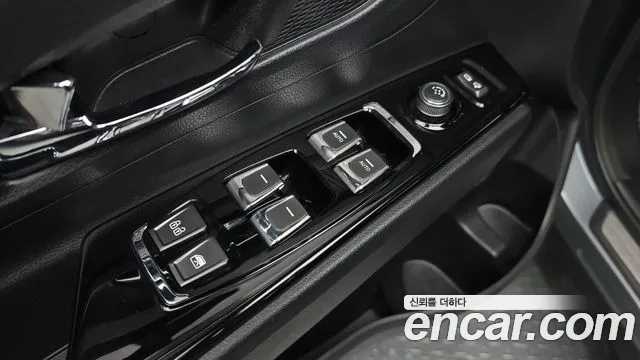 KG_Mobility_Ssangyong KORANDO 2020 thumb 4