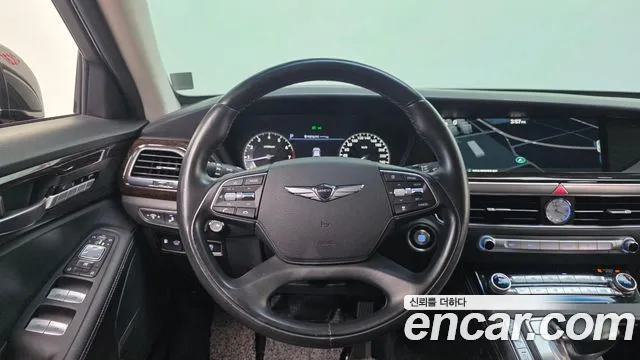 Genesis G90 2019 thumb 2