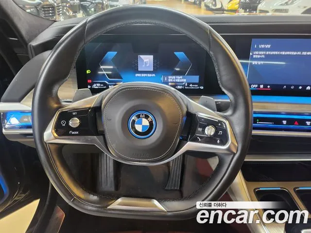 BMW 7 серии 2024 thumb 12