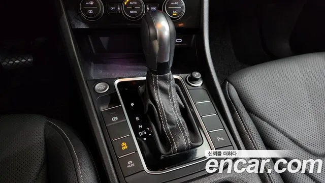 Volkswagen Jetta 2021 thumb 4