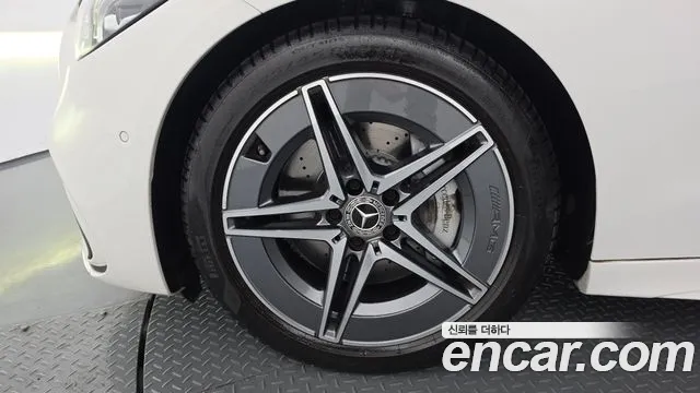 Mercedes-Benz C-Класс 2025 thumb 10