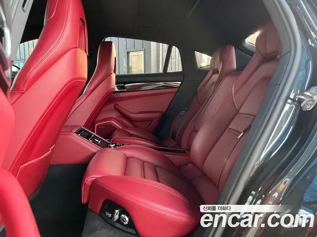 Porsche Panamera 2021 thumb 11