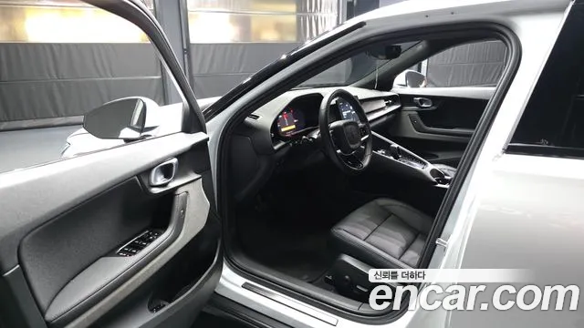 Polestar 2 2022 thumb 12