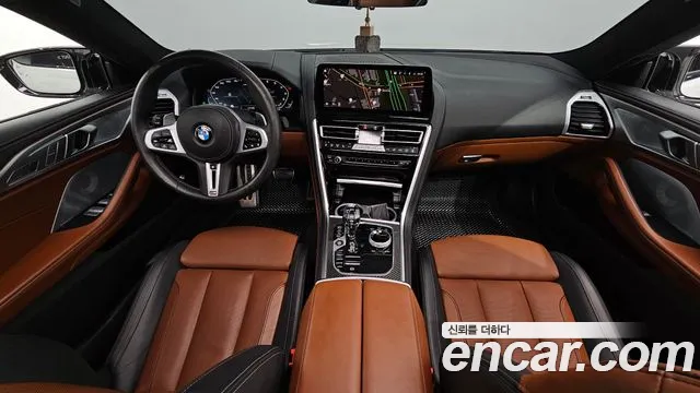 BMW 8 серии 2025 thumb 12
