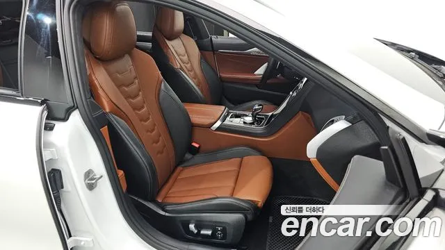 BMW 8 серии 2025 thumb 9