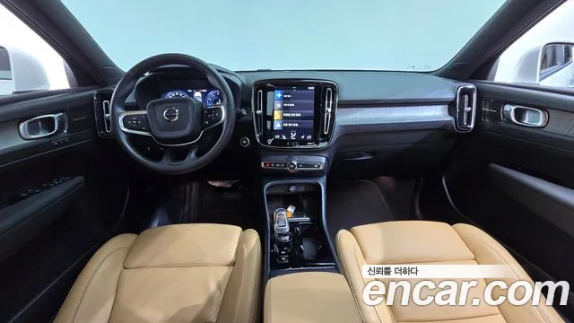 Volvo XC40 2021 thumb 12