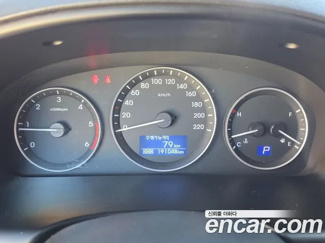 Hyundai Starex 2019 thumb 2