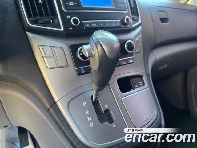 Hyundai Starex 2019 thumb 11