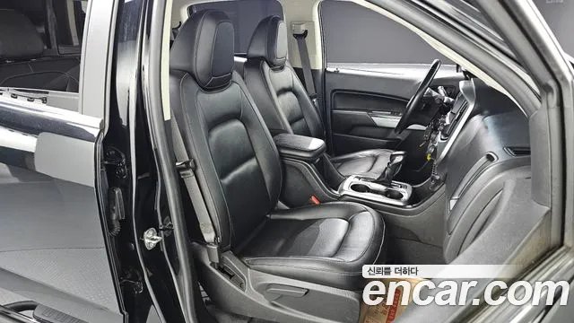 Chevrolet Colorado 2022 thumb 3