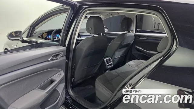 Volkswagen Golf Sportsvan 2022 thumb 12