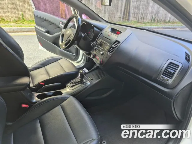 Kia K3 2014 thumb 2