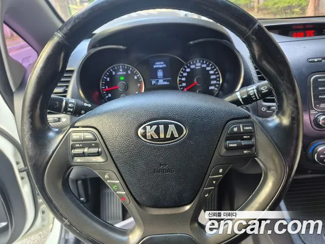 Kia K3 2014 thumb 11