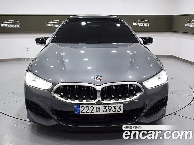 BMW 8 серии 2023 thumb 10