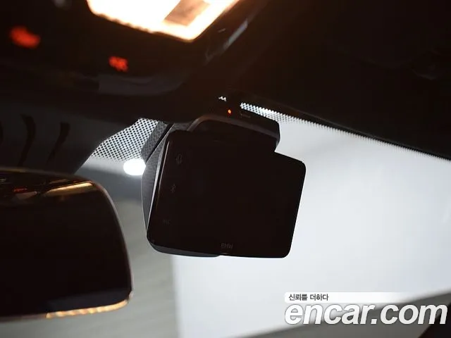BMW 8 серии 2023 thumb 5