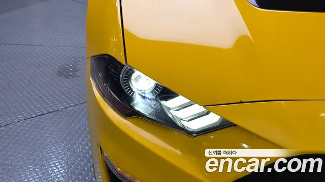 Ford Mustang Mach-E 2019 thumb 9
