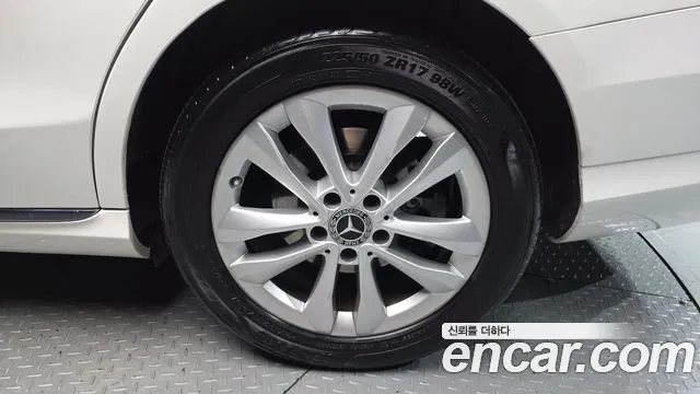 Mercedes-Benz C-Класс 2019 thumb 7
