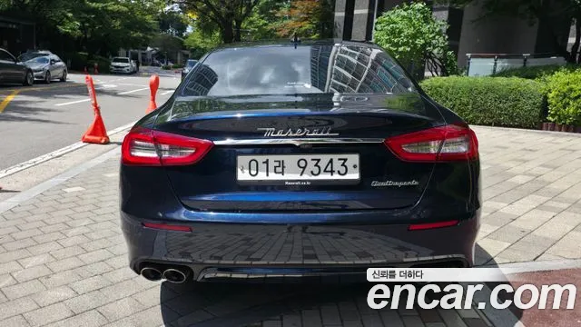 Maserati Quattroporte 2019 thumb 4