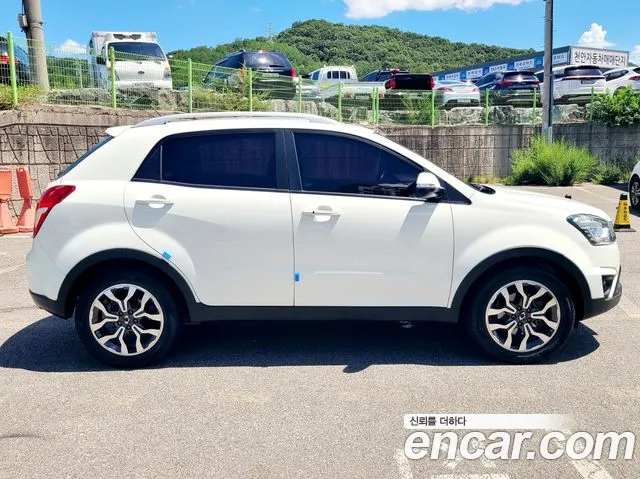 KG_Mobility_Ssangyong KORANDO 2015 thumb 2