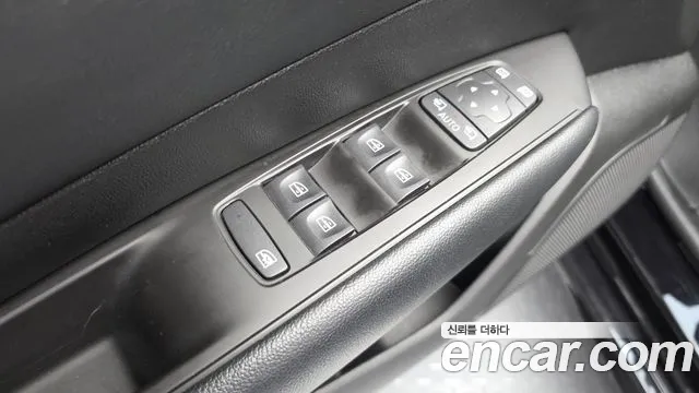 Renault Megane 2022 thumb 2