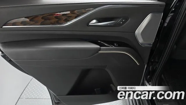 Cadillac Escalade 2021 thumb 4