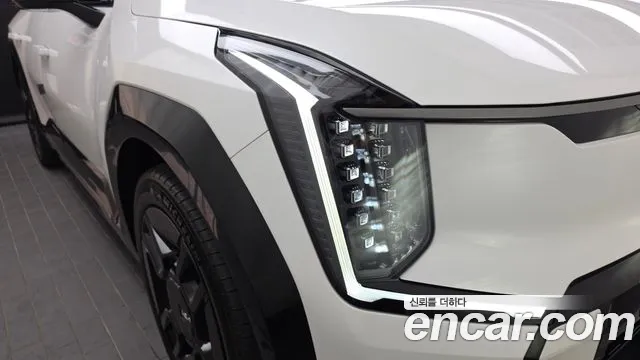 Kia EV9 2024 thumb 2