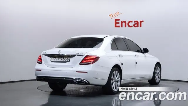 Mercedes-Benz E-Класс 2020 thumb 3