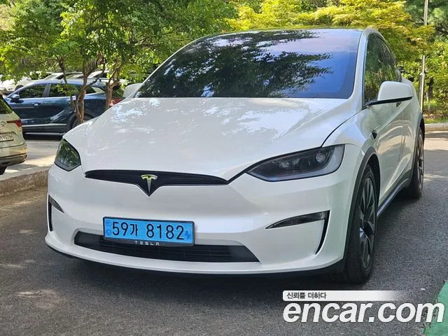 Tesla Model X 2023 thumb 11