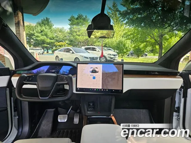 Tesla Model X 2023 thumb 12
