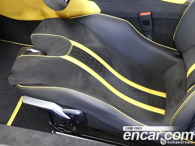 Lamborghini Huracan 2023 thumb 11