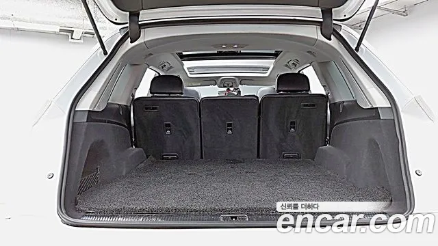 Audi Q7 2019 thumb 7