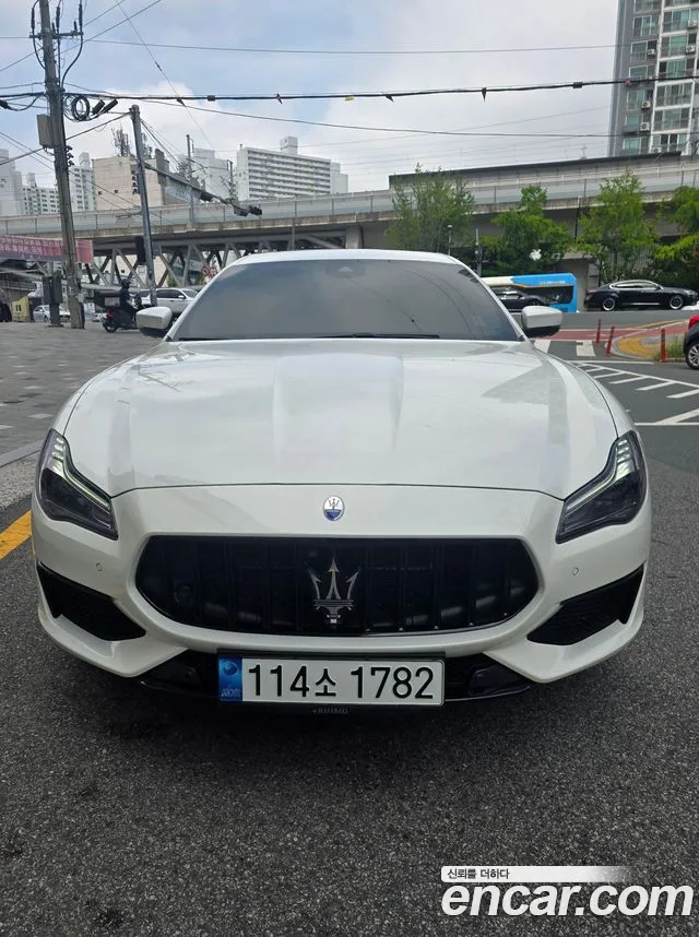 Maserati Quattroporte 2019 thumb 7