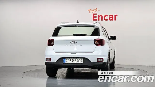 Hyundai Venue 2022 thumb 3