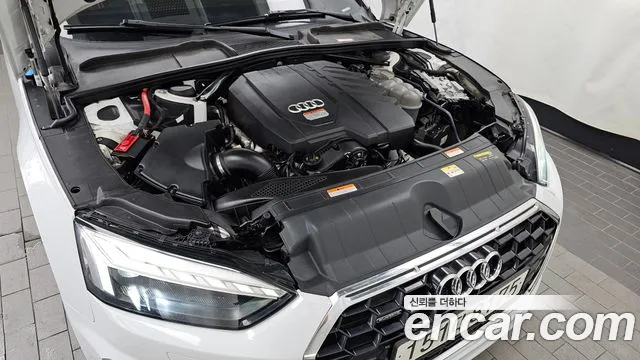 Audi A5 2021 thumb 4