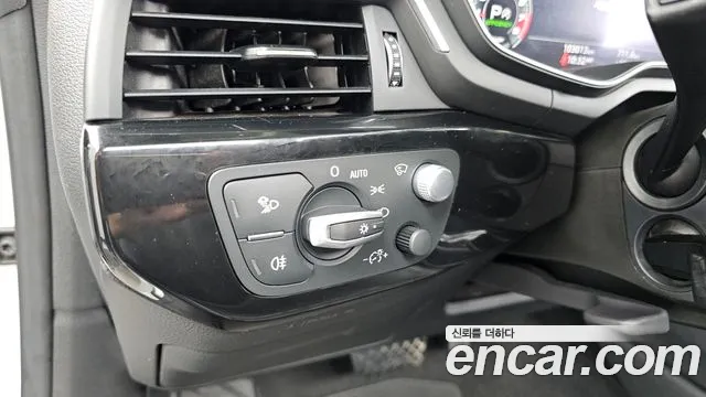 Audi A5 2021 thumb 11