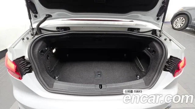 Audi A5 2021 thumb 12