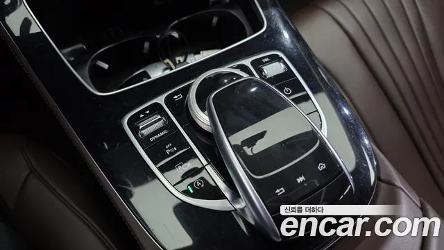Mercedes-Benz CLS-Class 2020 thumb 12