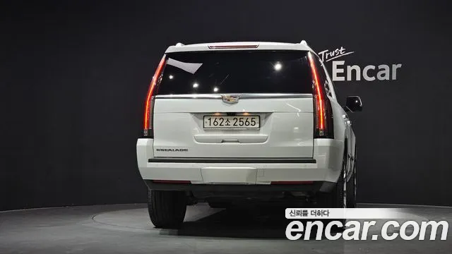 Cadillac Escalade 2020 thumb 9