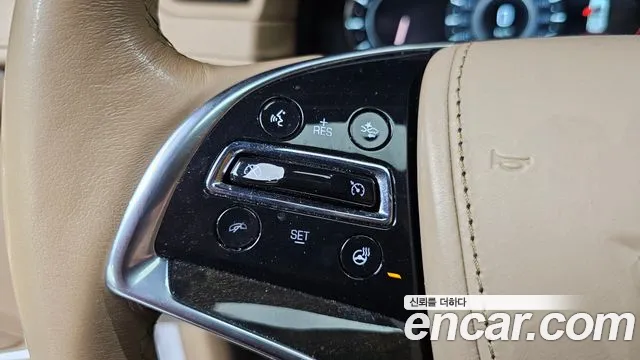 Cadillac Escalade 2020 thumb 3