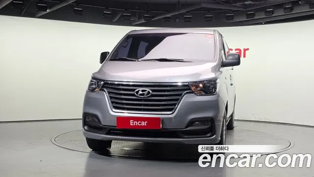 Hyundai Starex 2019 thumb 4