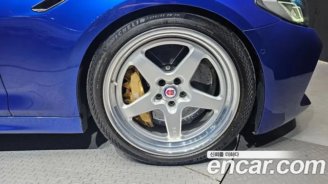 BMW M5 2019 thumb 12