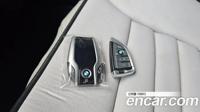 BMW M5 2019 thumb 2