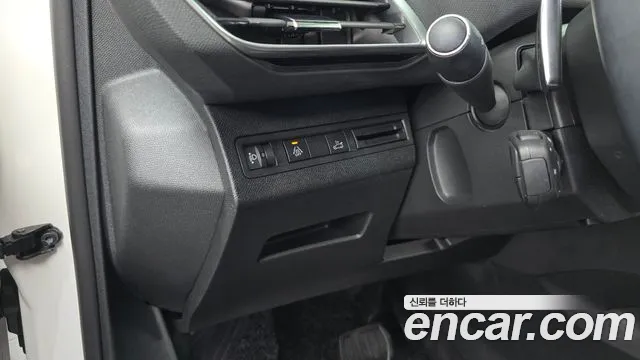 Peugeot 5008 2022 thumb 9
